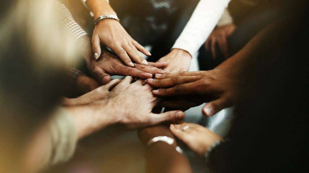 Cultural Synergy in Outsourcing: The Philippines' Edge - ACX Outsourcing HUB Cultural Synergy in Outsourcing: The Philippines' Edge - ACX Outsourcing HUB