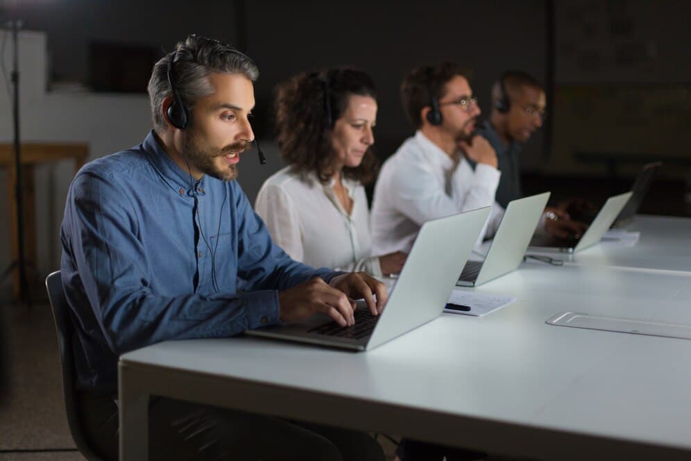 Future-Proof Your Business: Online Marketing Trends for 2024 - ACX Outsourcing HUB Future-Proof Your Business: Online Marketing Trends for 2024 - ACX Outsourcing HUB