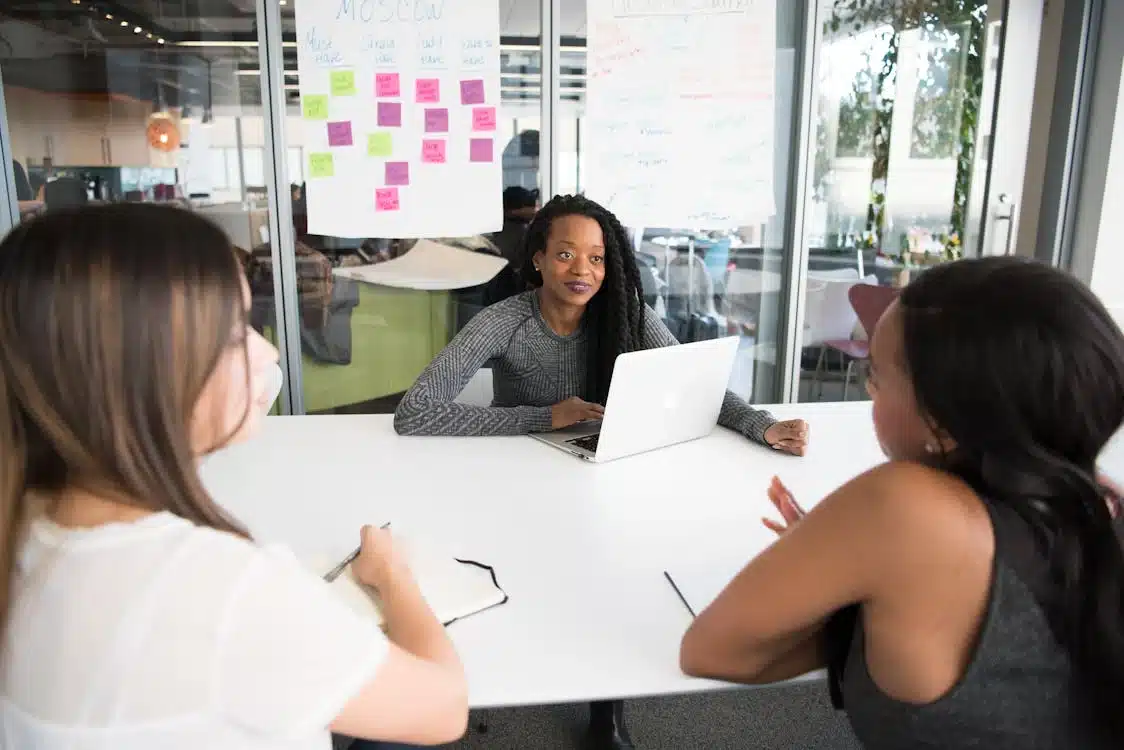 Cost Savings with Business Development Representatives: A Financial Overview - ACX Outsourcing HUB Cost Savings with Business Development Representatives: A Financial Overview - ACX Outsourcing HUB