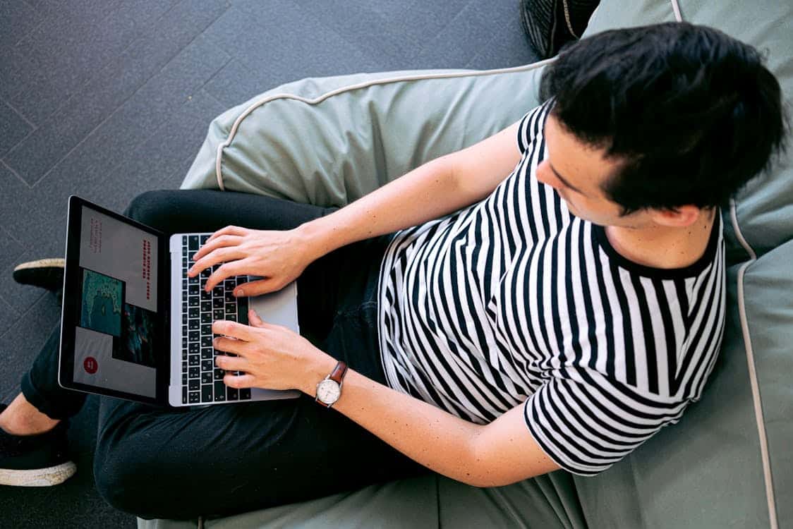 The Ultimate Guide to Choosing the Right Content Marketing Services - ACX Outsourcing HUB The Ultimate Guide to Choosing the Right Content Marketing Services - ACX Outsourcing HUB