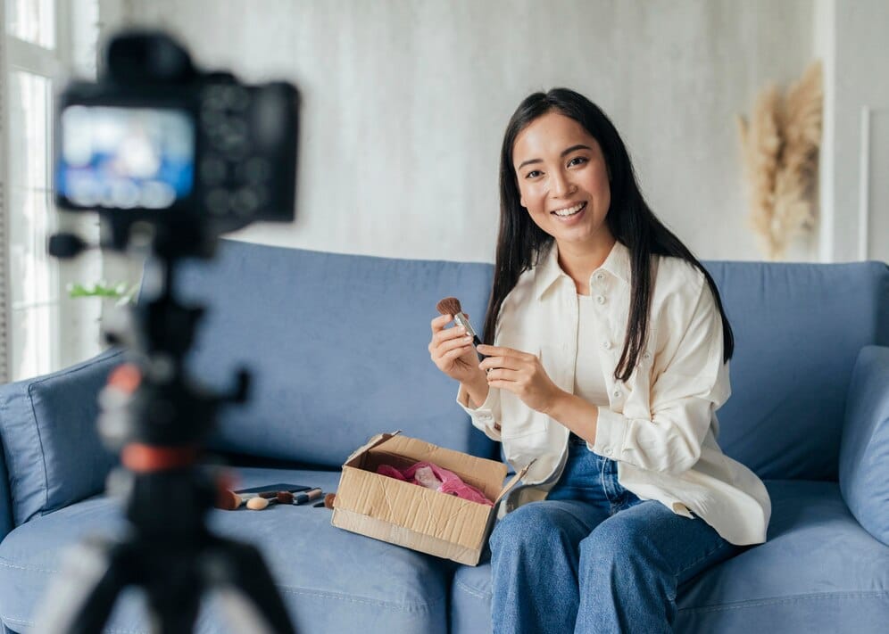 Video Marketing: Engaging Content Wins in 2024 - ACX Outsourcing HUB Video Marketing: Engaging Content Wins in 2024 - ACX Outsourcing HUB